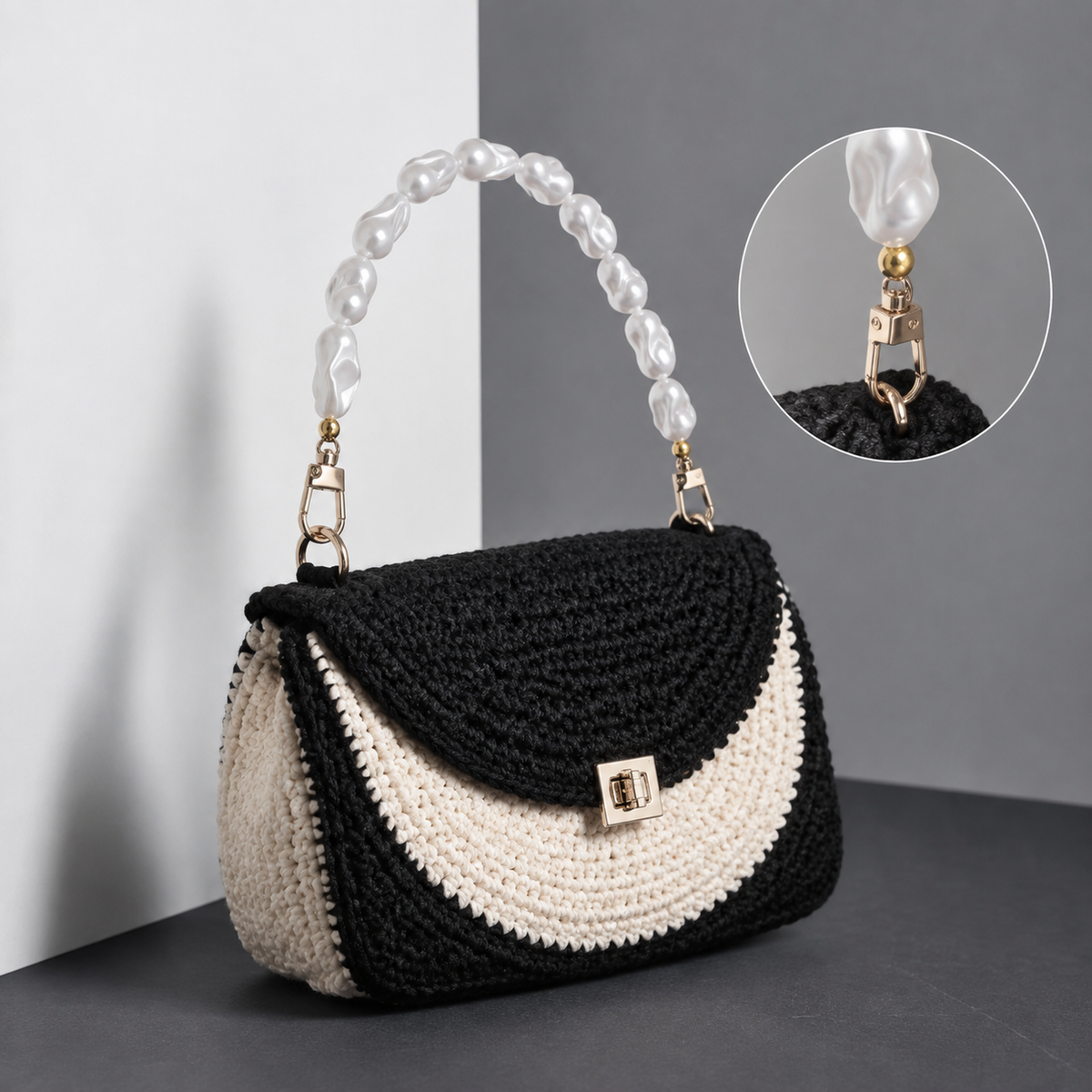 Manico Perla Bianca con Maglie Irregolari – 32 cm | SKU 845735 | Immagine 3 di 3 | Borsa completa con la catena coordinata