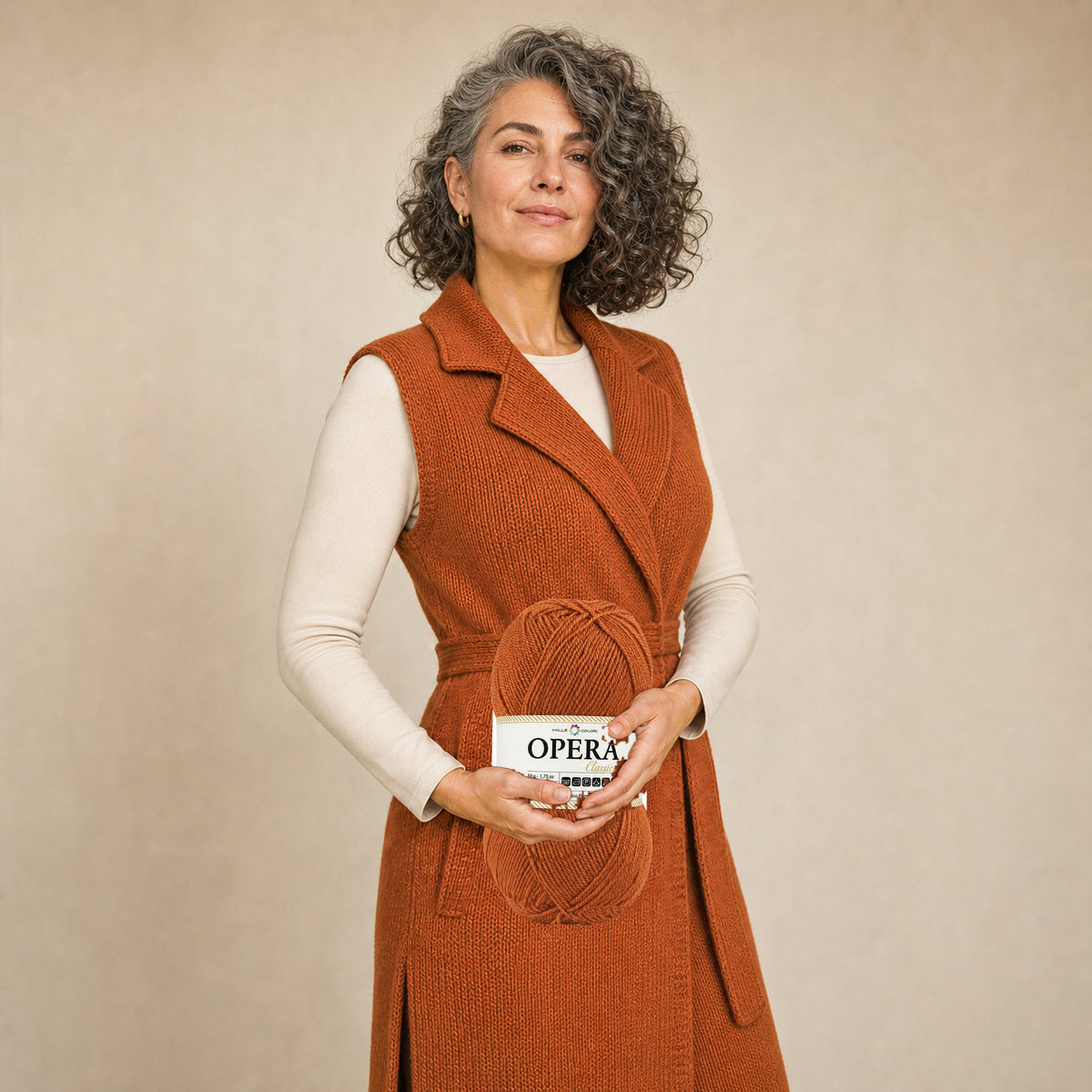 RUGGINE – Modella con prodotto