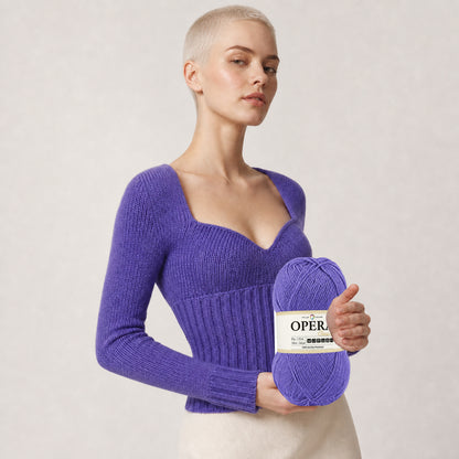 PERVINCA – Modella con prodotto