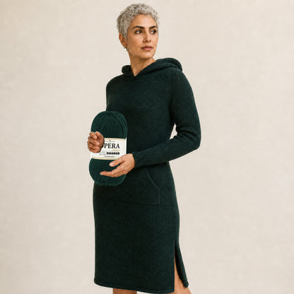 VERDE BOTTIGLIA – Modella con prodotto