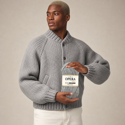 GRIGIO CHIARO – Modella con prodotto