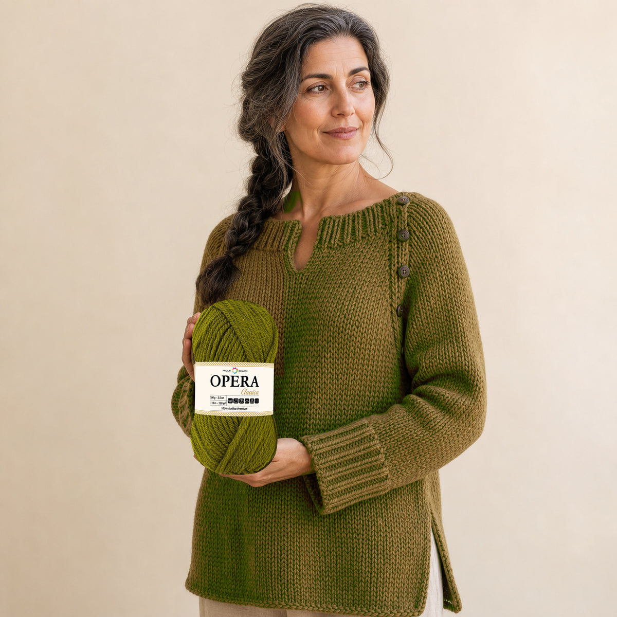 VERDE OLIVA – Modella con prodotto