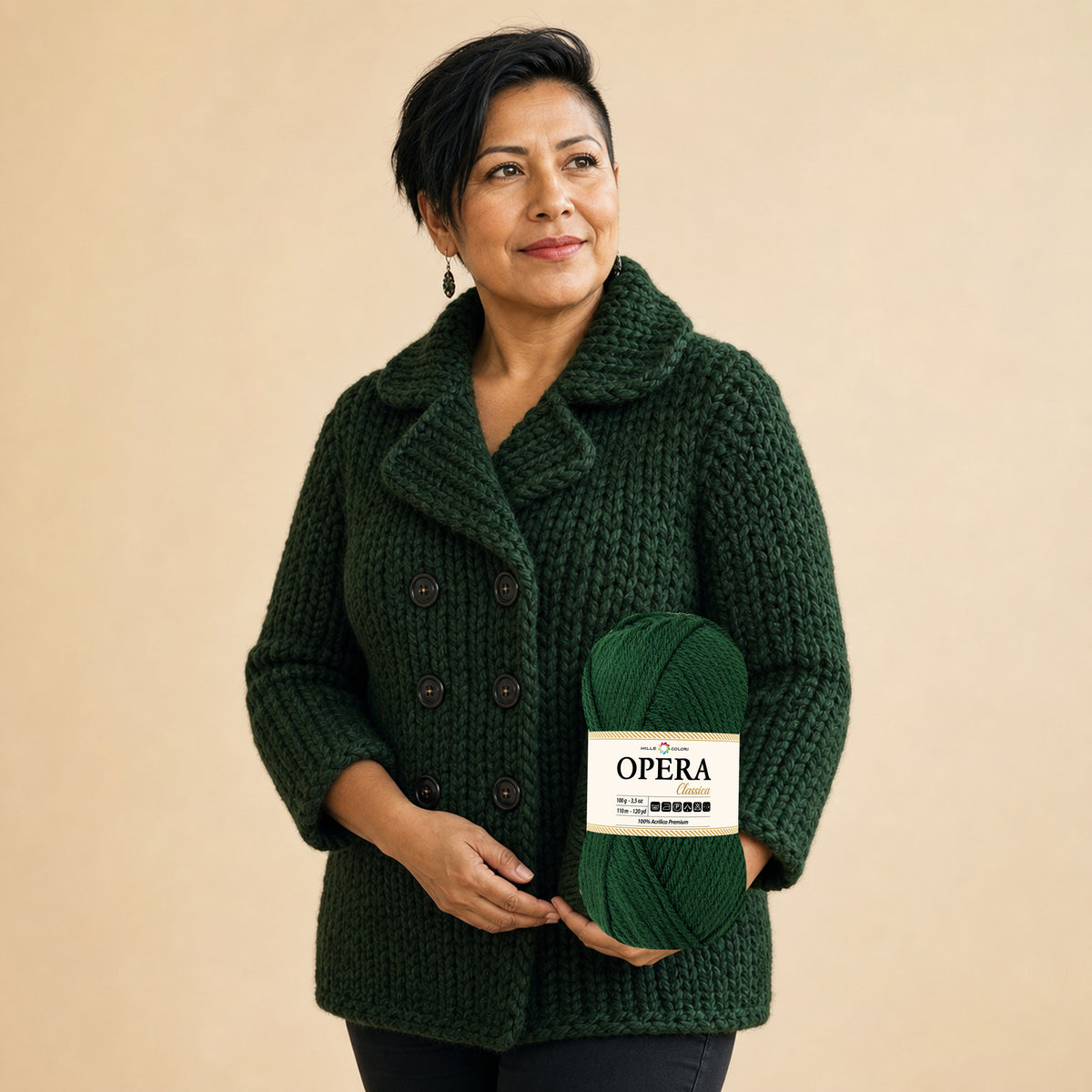VERDE BOTTIGLIA – Modella con prodotto