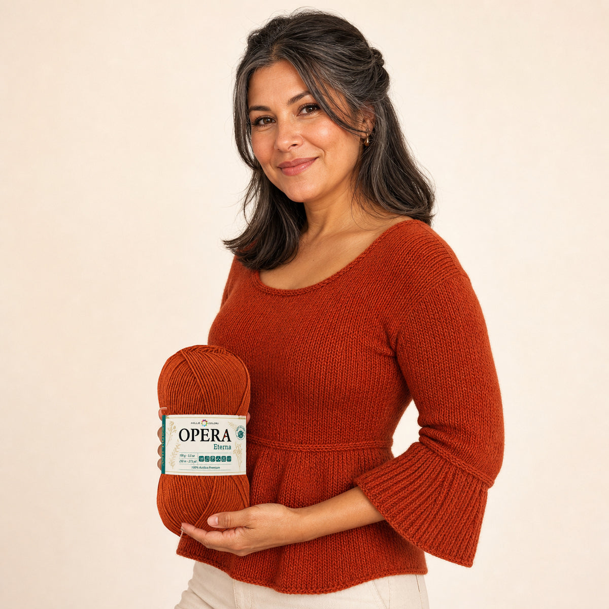 ARANCIONE BRUCIATO – Modella con prodotto